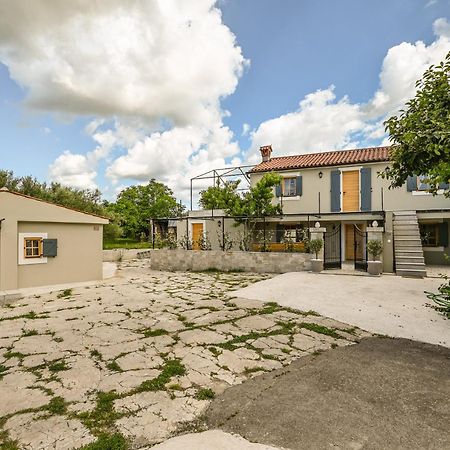 Medanni - Boutique House In Nature With Pool Izola Exterior foto